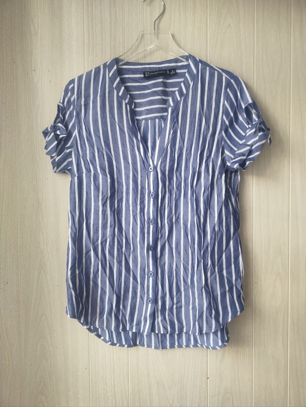 New York & Company Striped Cut Out Ties Sleeves Buttoned Lightweight Top M